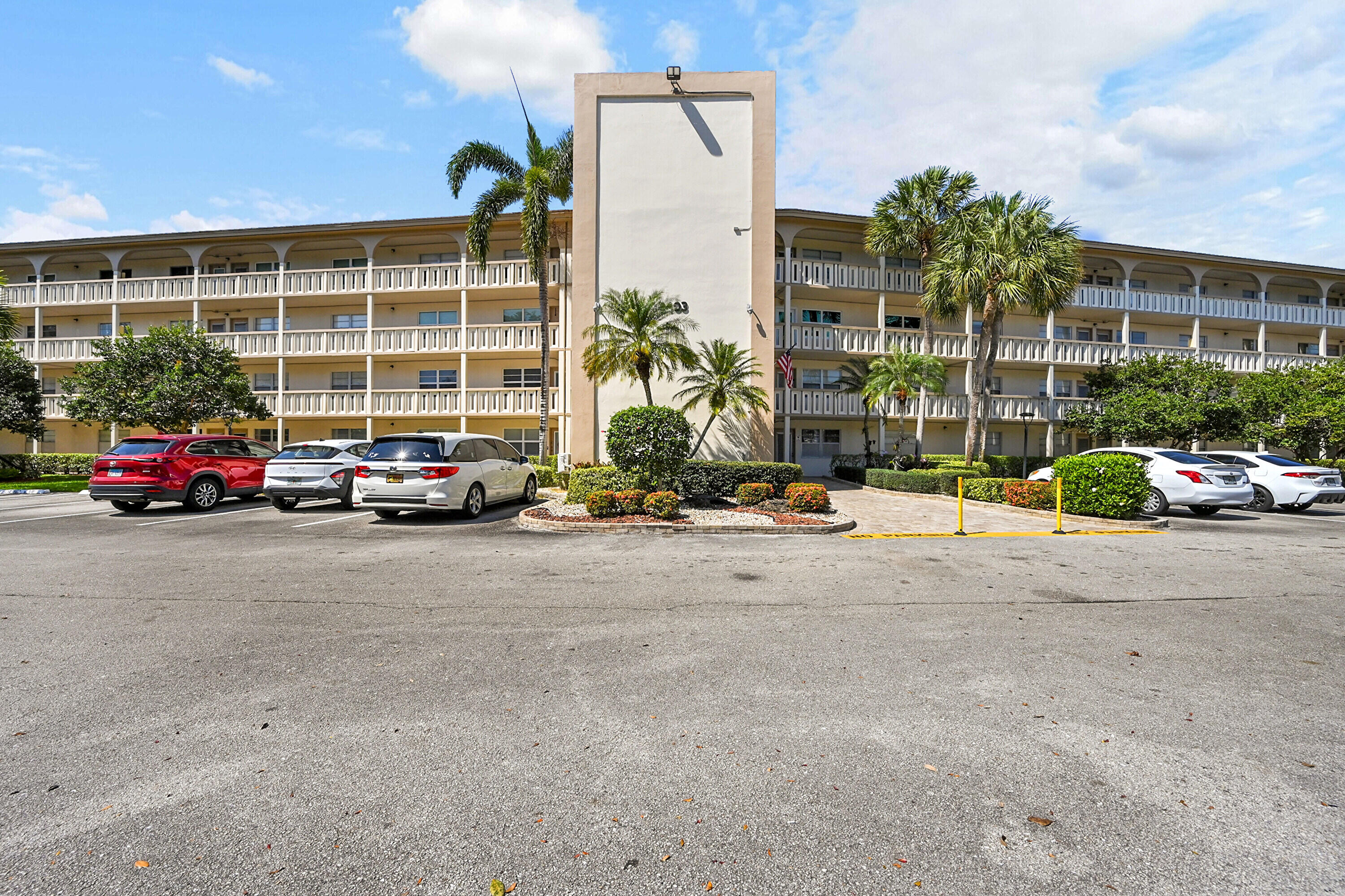 WYNMOOR VILLAGE - Residential