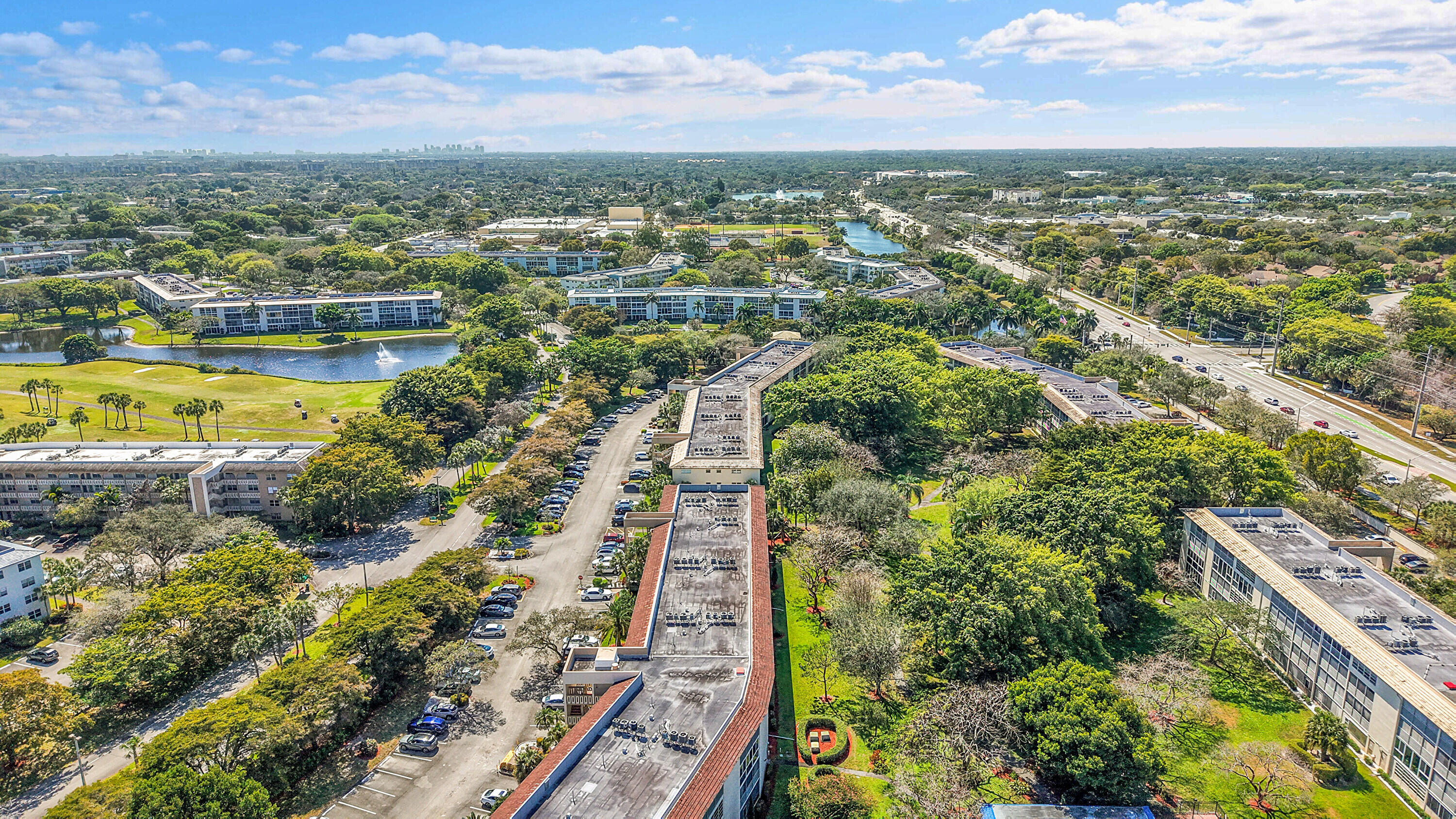 WYNMOOR VILLAGE - Residential