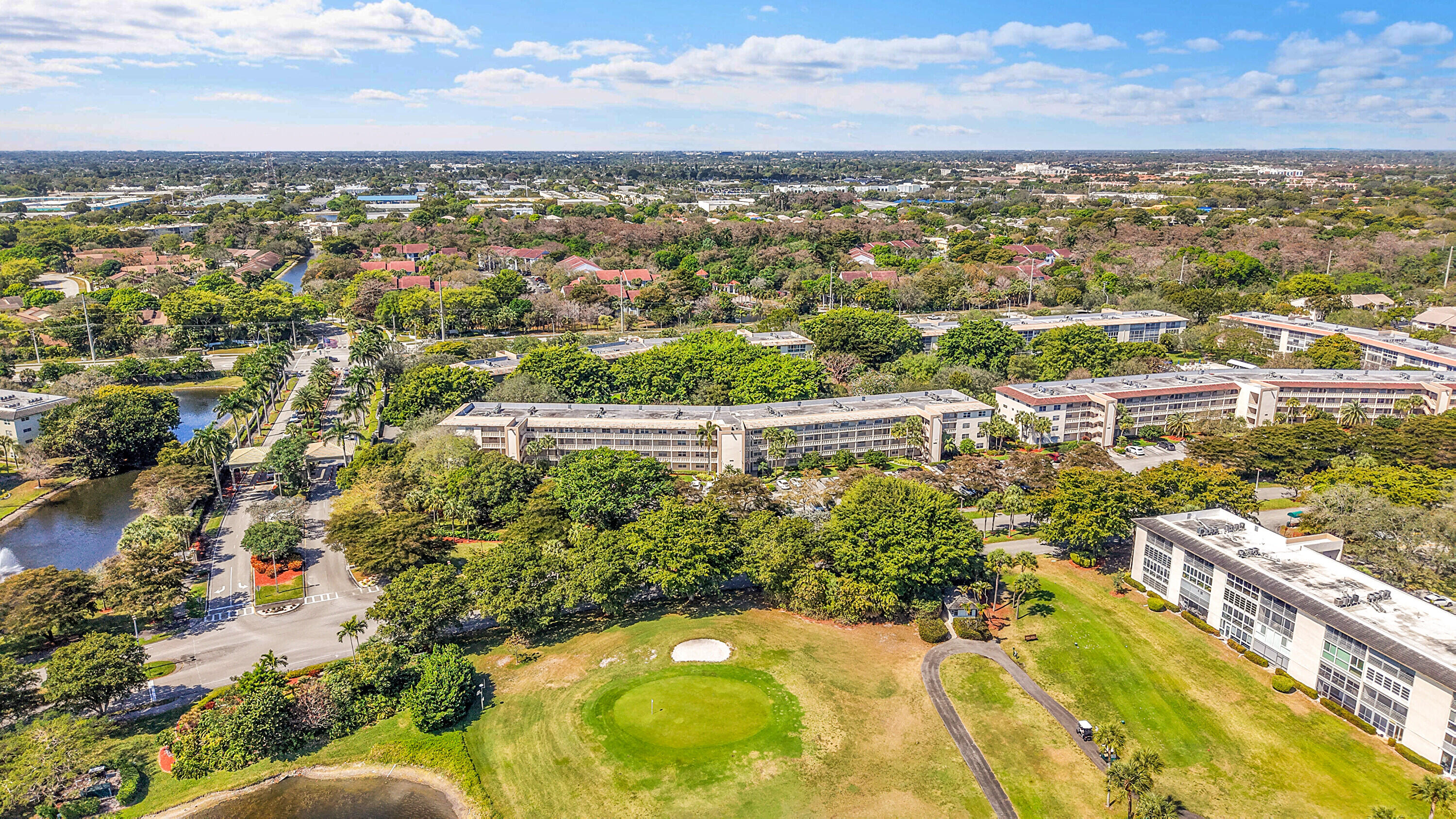 WYNMOOR VILLAGE - Residential