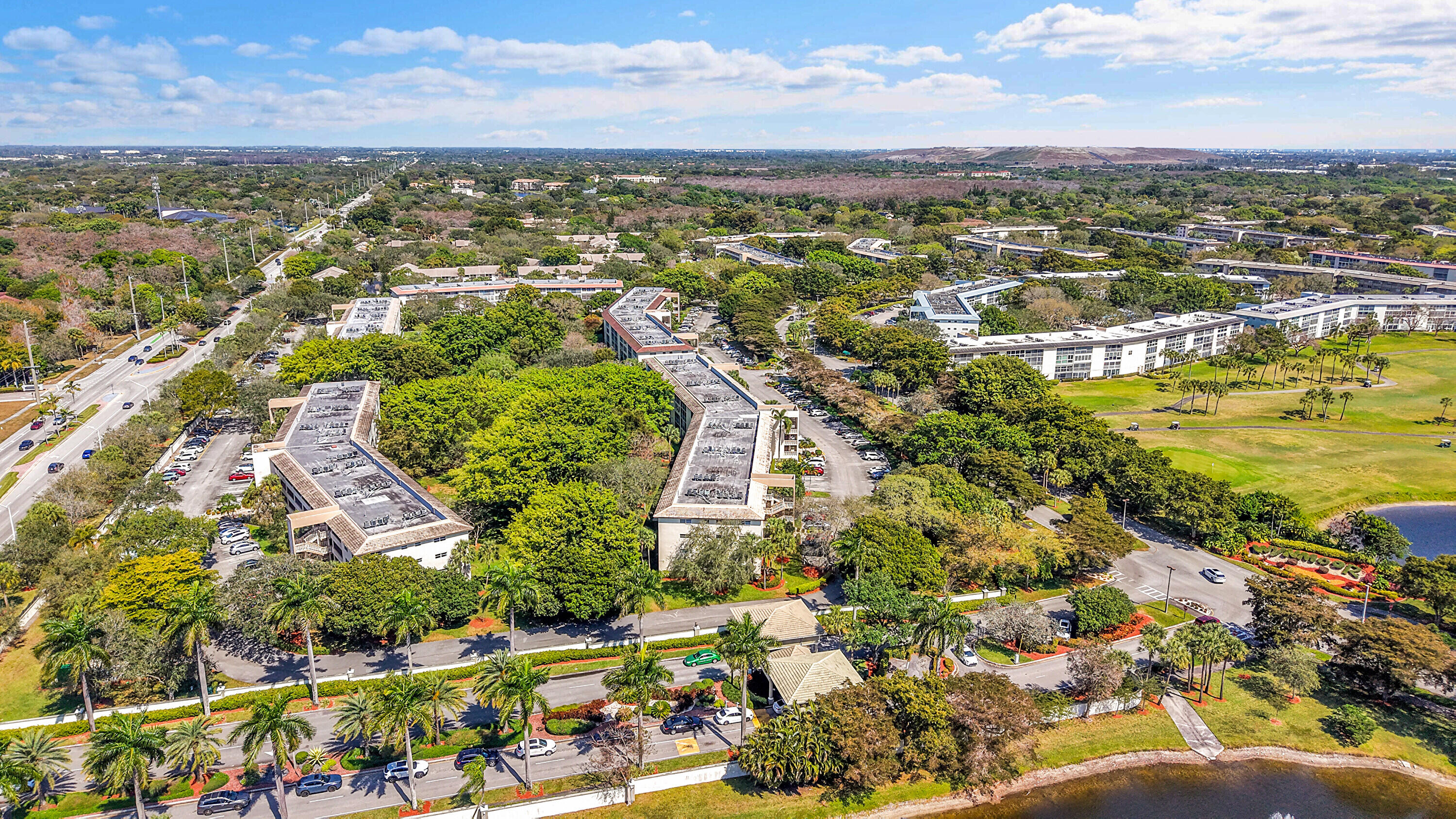 WYNMOOR VILLAGE - Residential