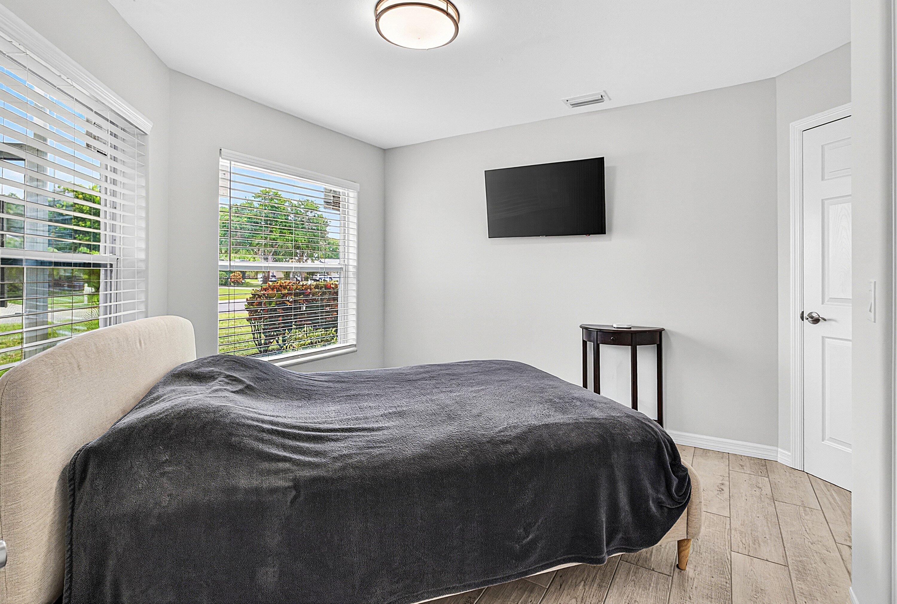 PINE RIDGE AT DELRAY BEACH - Residential