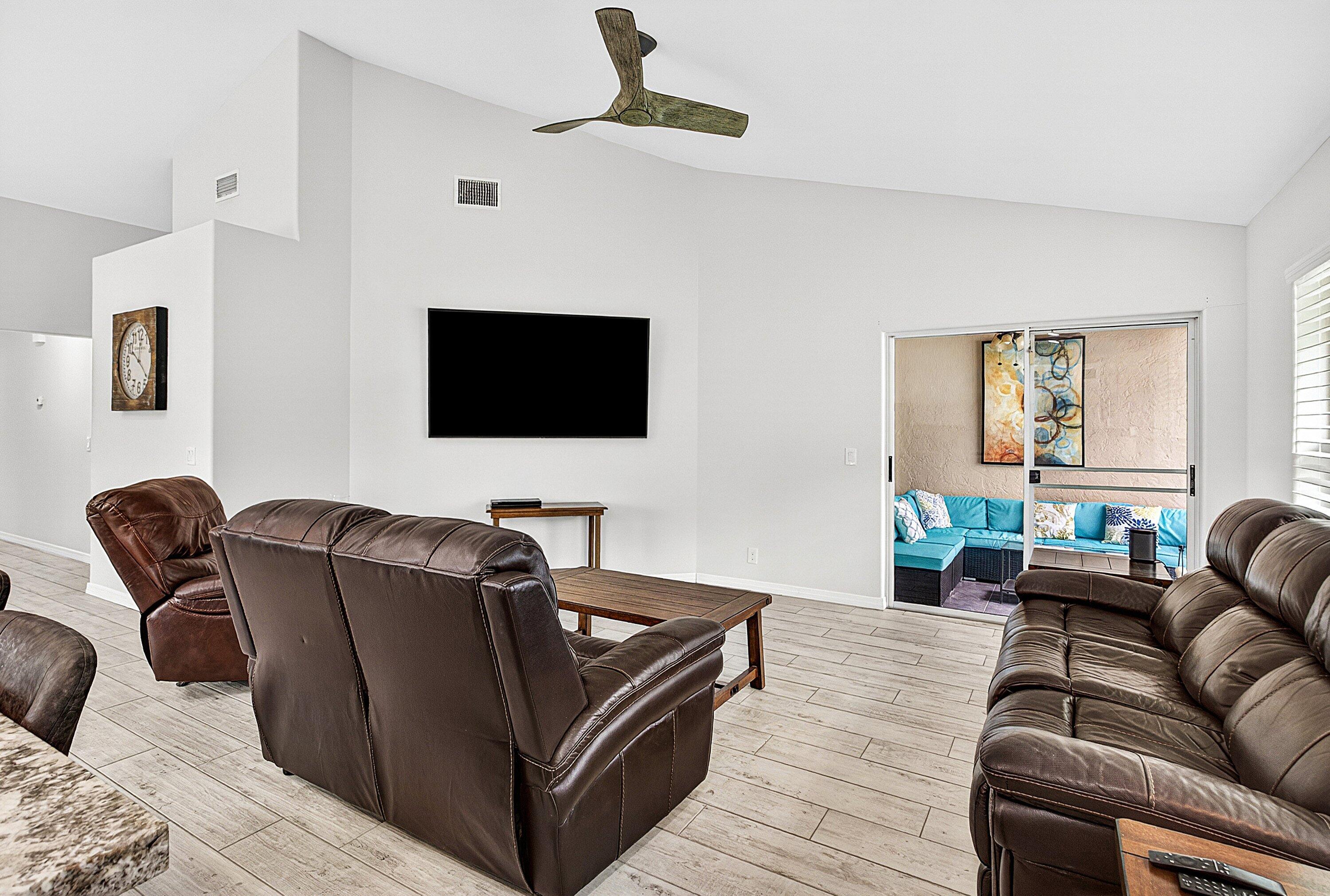 PINE RIDGE AT DELRAY BEACH - Residential