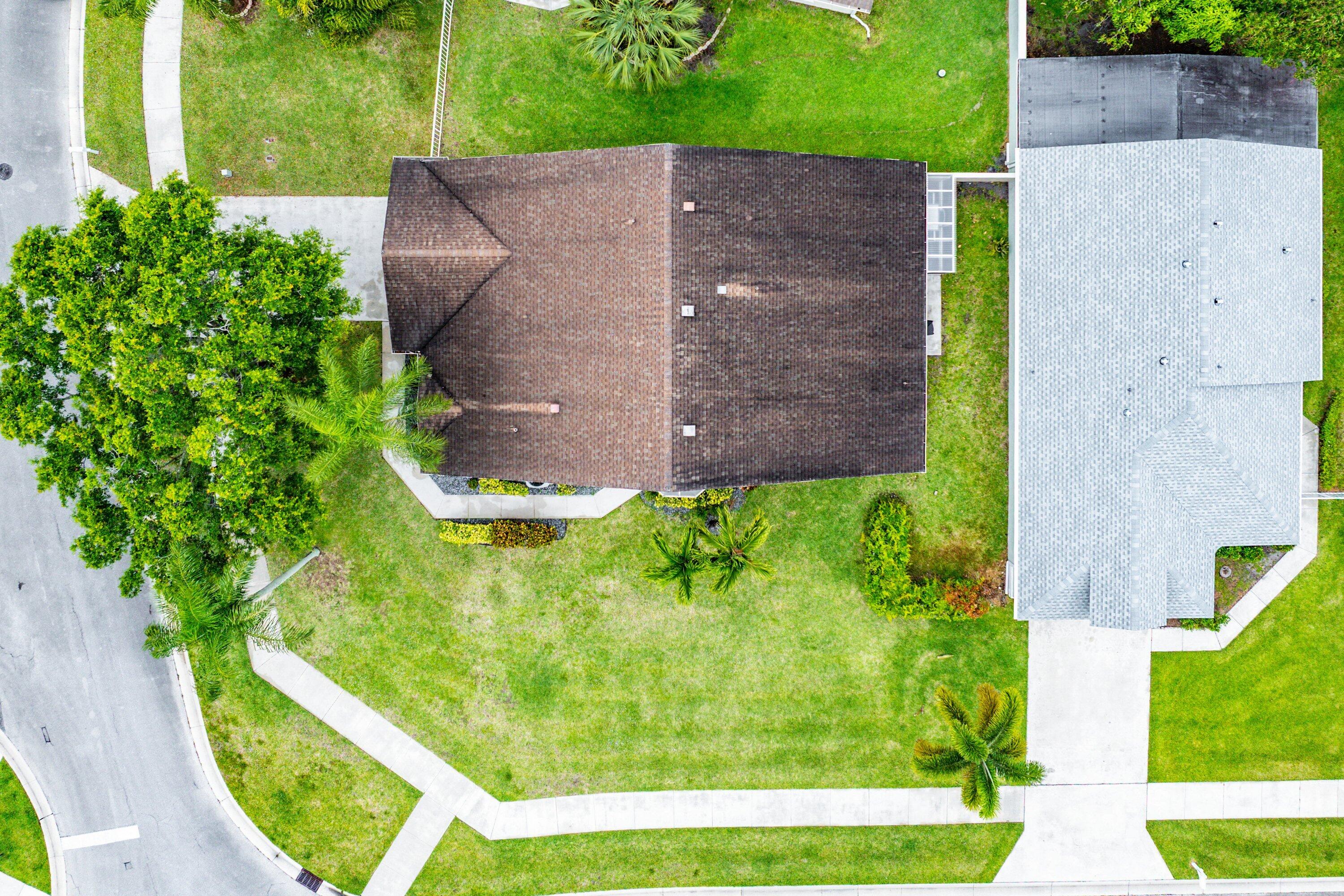 PINE RIDGE AT DELRAY BEACH - Residential