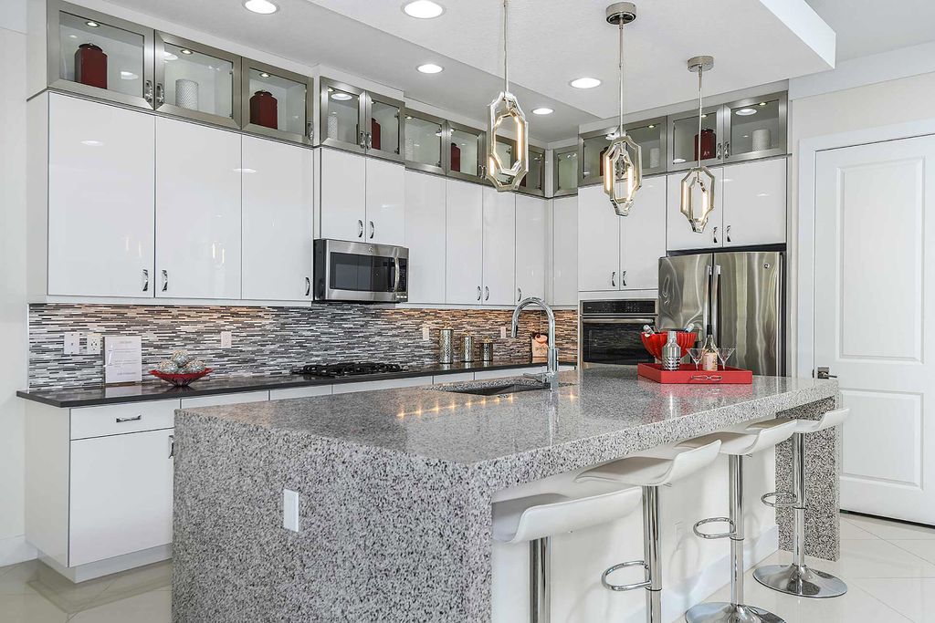 Photo of 1022 Faulkner Terrace, Palm Beach Gardens, FL 33418 (MLS # R10902528)