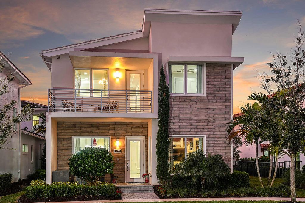 Photo of 1022 Faulkner Terrace, Palm Beach Gardens, FL 33418 (MLS # R10902528)