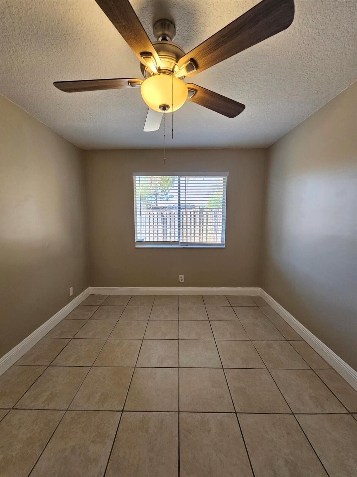 FOREST GLEN - Residential Lease