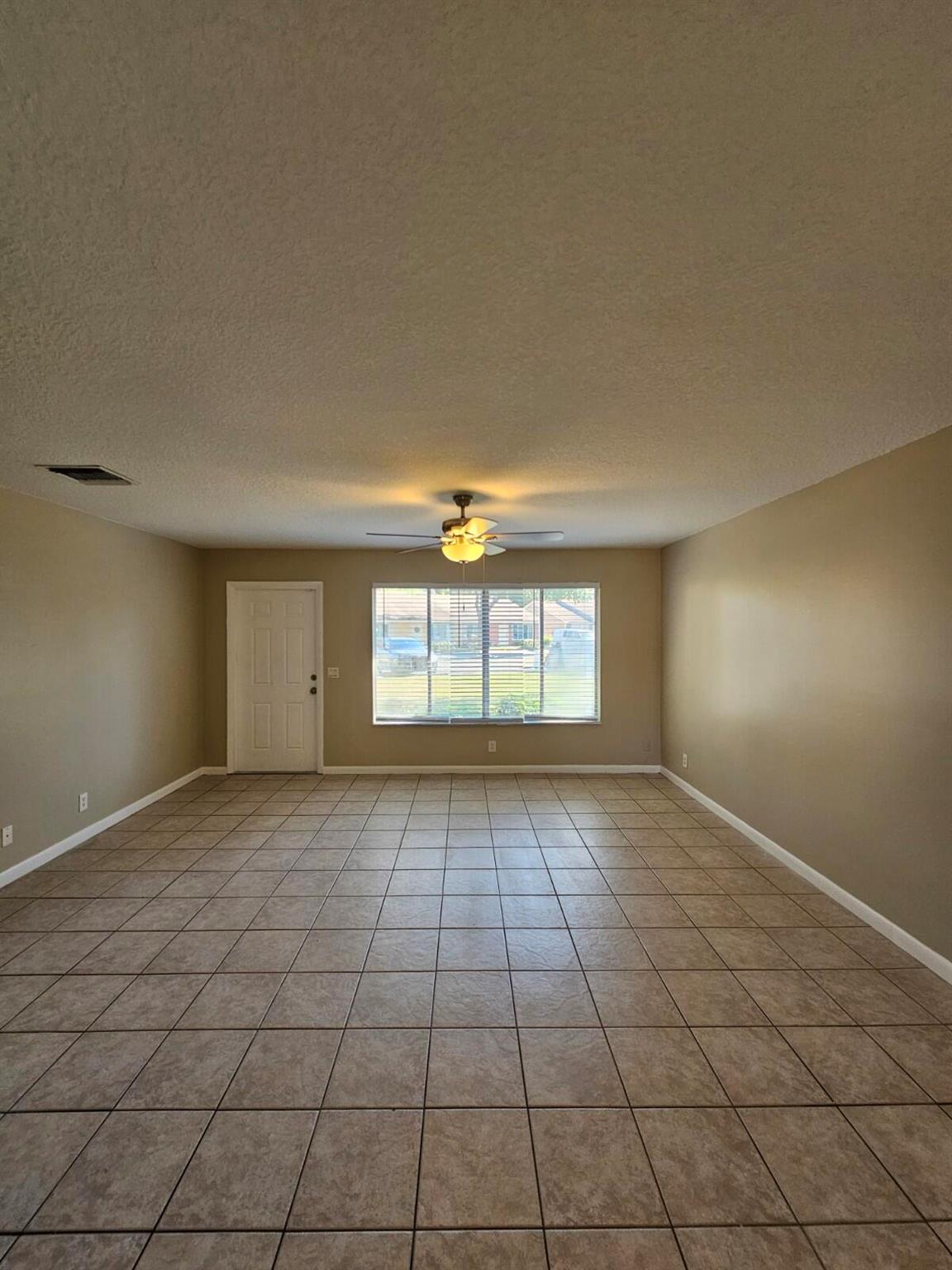 FOREST GLEN - Residential Lease