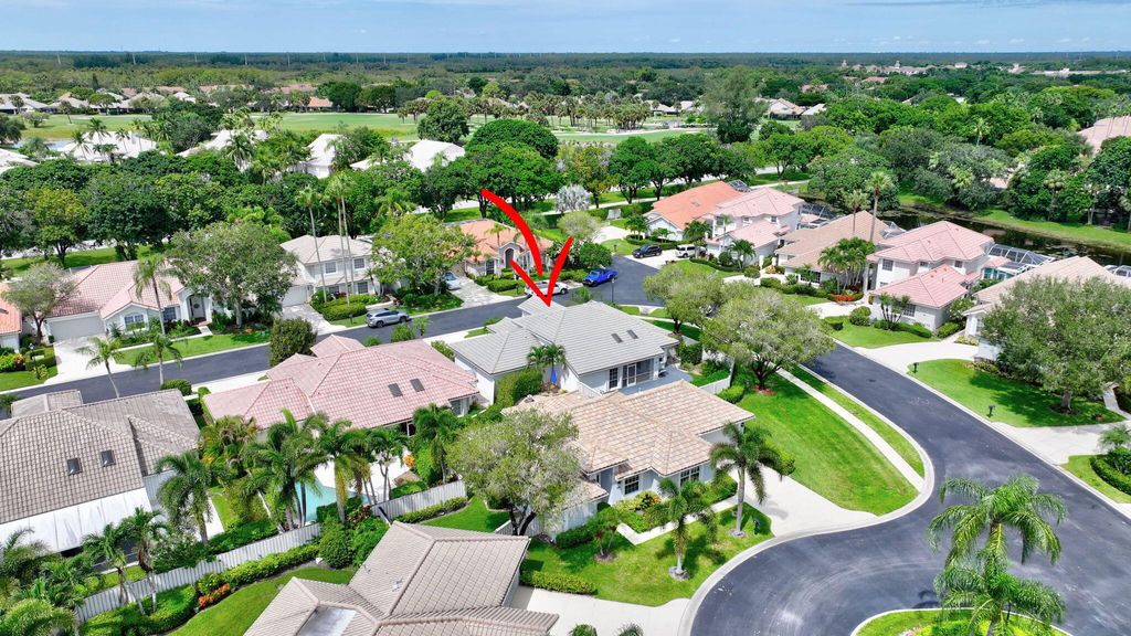 Photo of 347 Eagleton Golf Drive, Palm Beach Gardens, FL 33418 (MLS # R11018486)