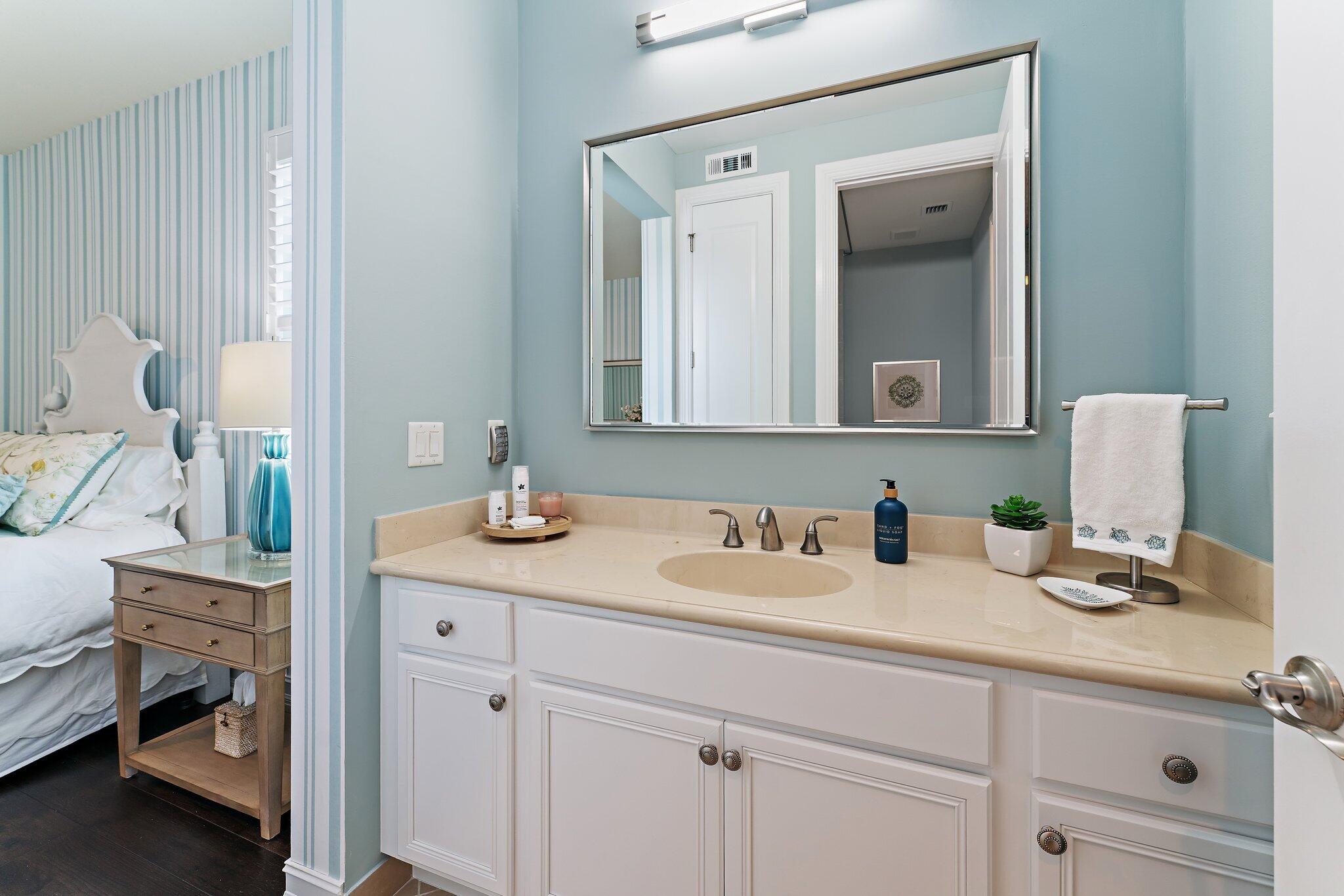 JUPITER COUNTRY CLUB - Residential