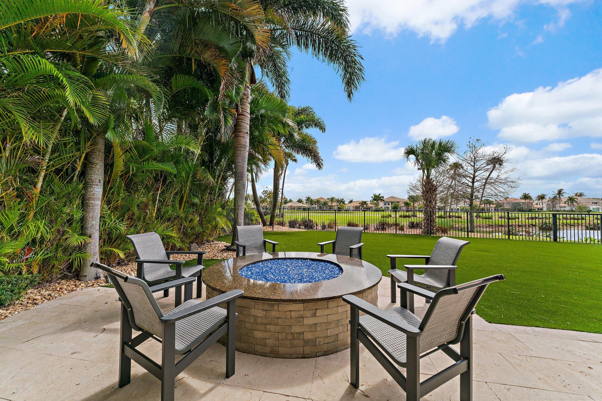 JUPITER COUNTRY CLUB - Residential