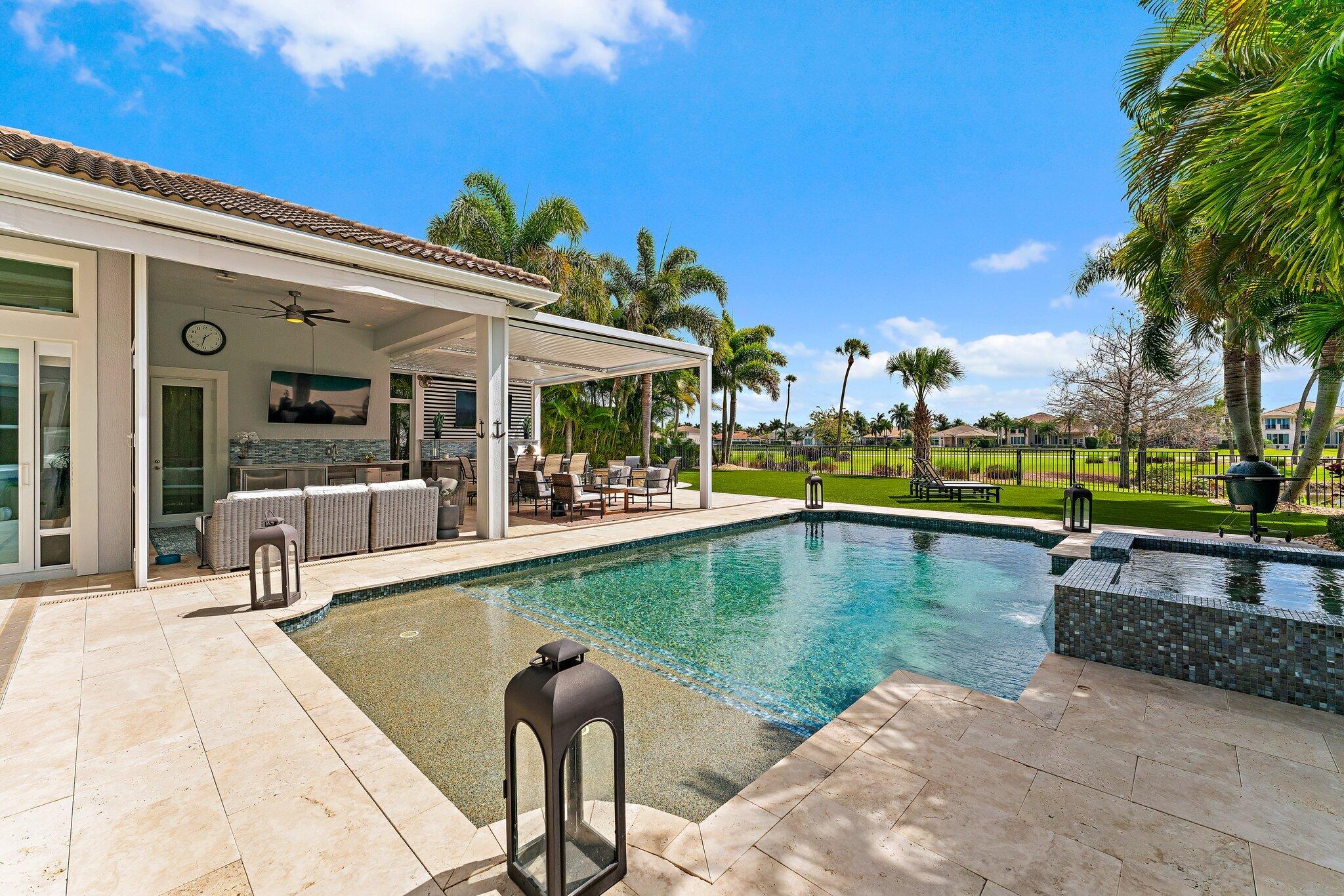 JUPITER COUNTRY CLUB - Residential