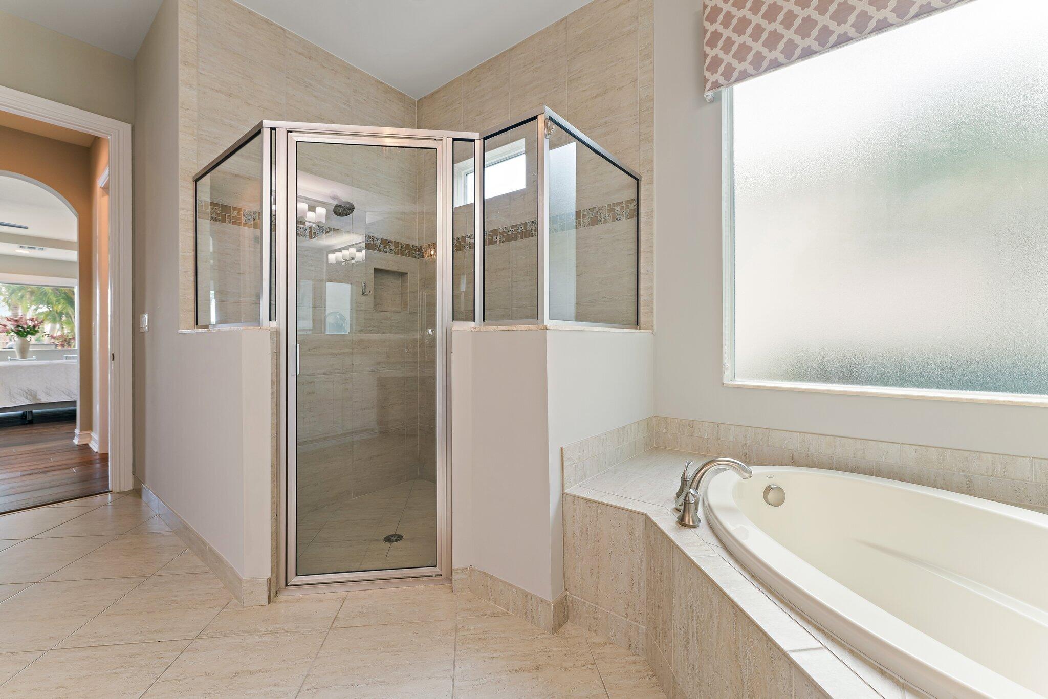 JUPITER COUNTRY CLUB - Residential