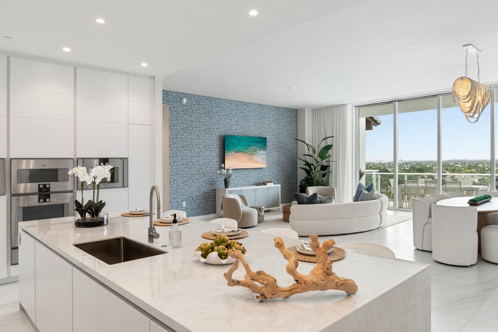 Photo of 220 SE Mizner Boulevard #Ph922, Boca Raton, FL 33432 (MLS # B26033323)