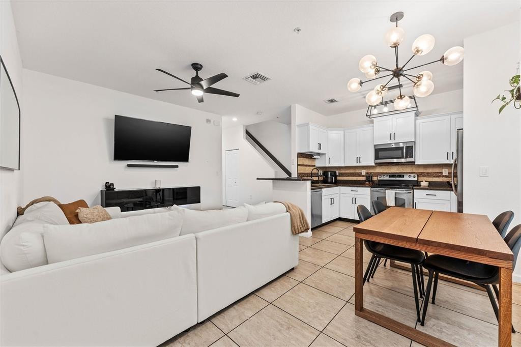 CYPRESS GROVE - Residential Lease