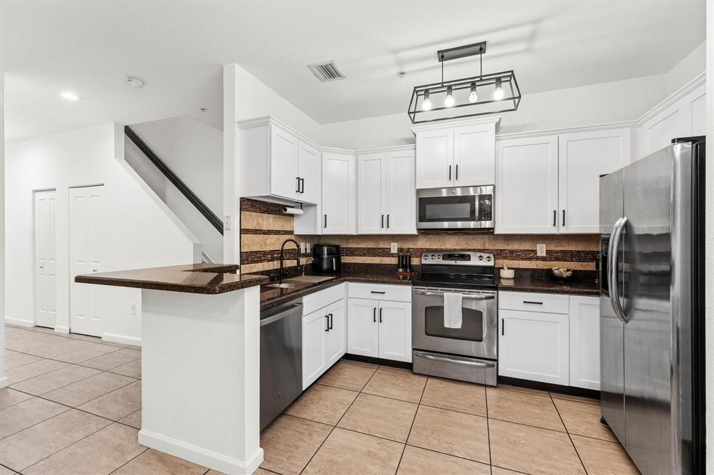 CYPRESS GROVE - Residential Lease