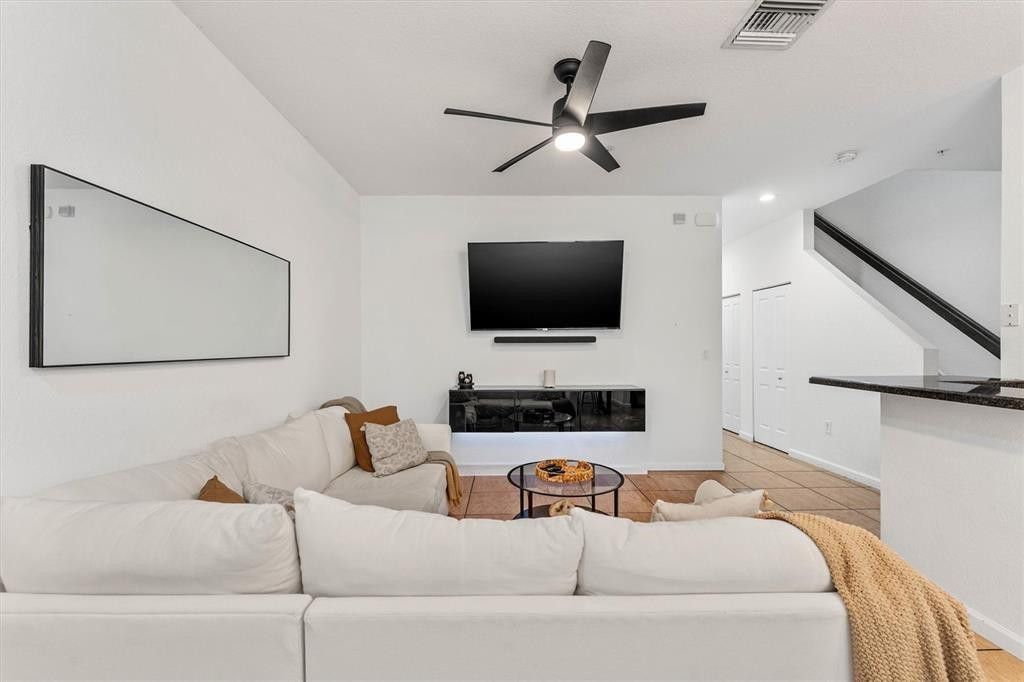 CYPRESS GROVE - Residential Lease