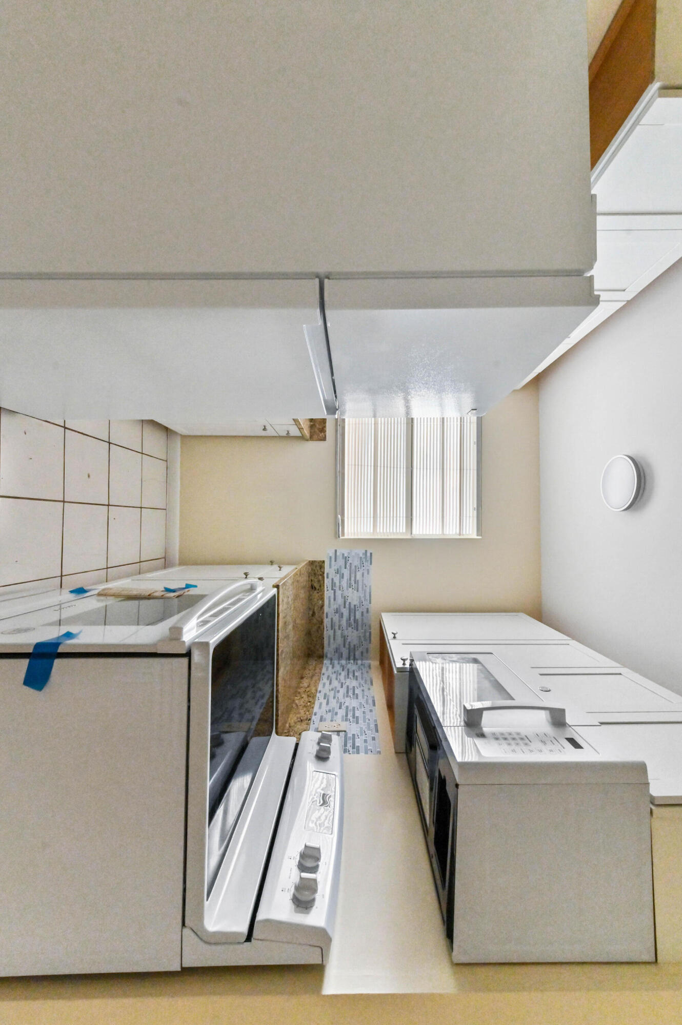 ELEVEN ELEVEN CONDO - Residential Lease