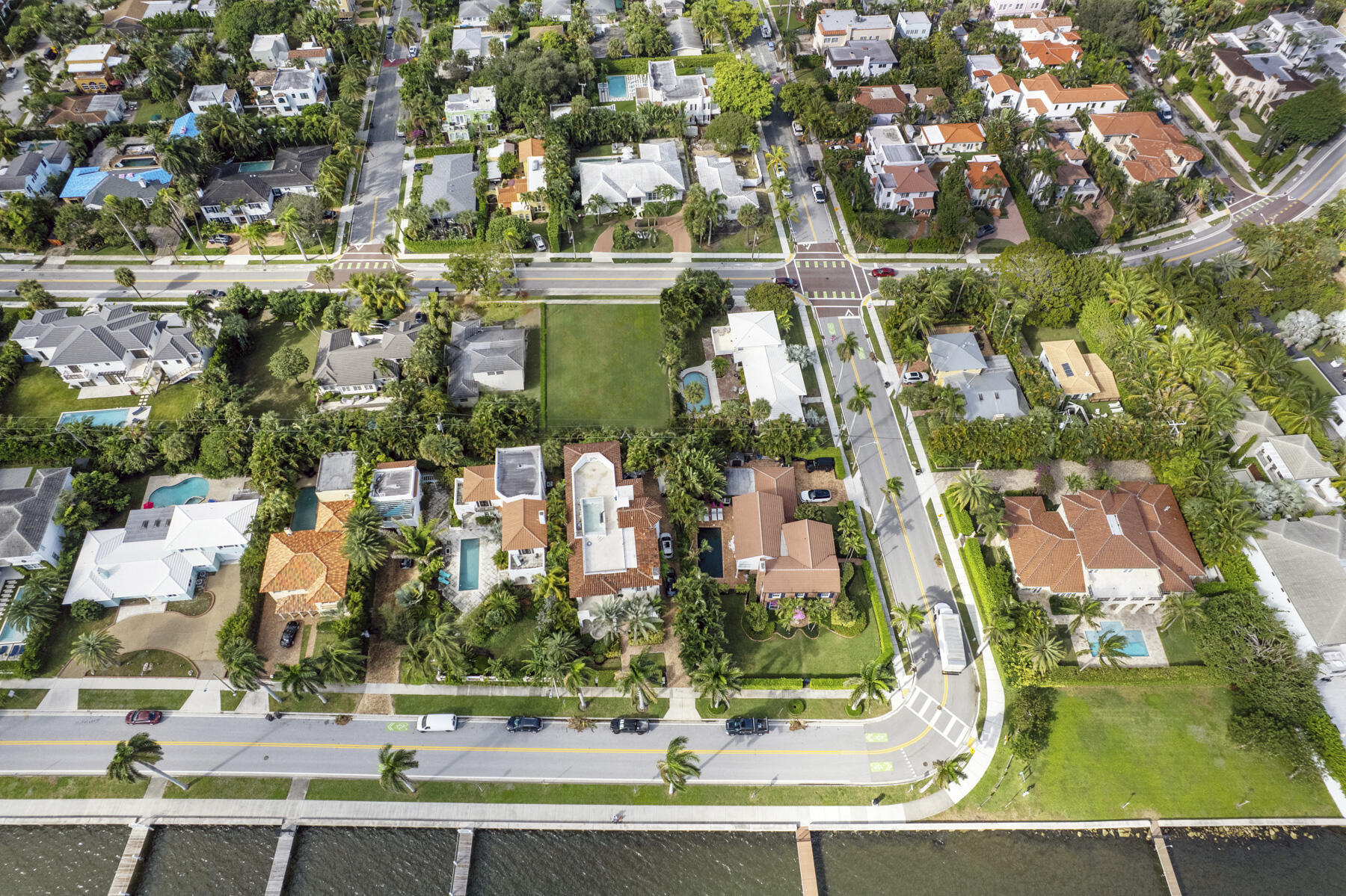 SOUTHLAND PARK - Land