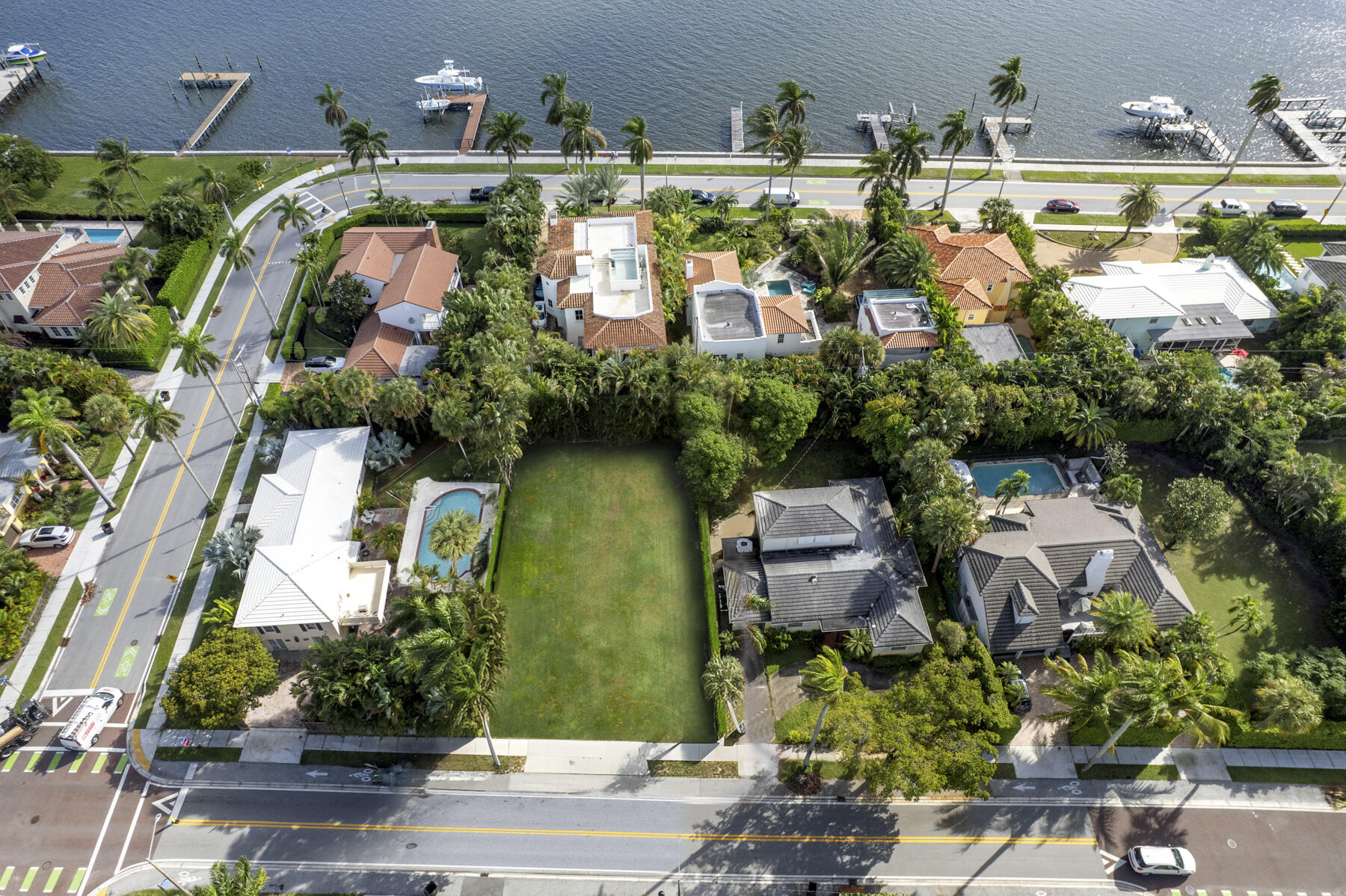 SOUTHLAND PARK - Land