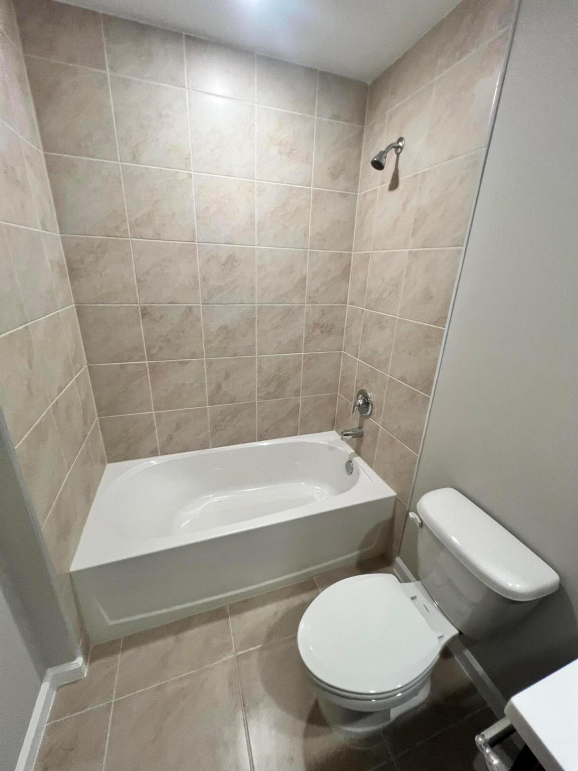 PORT ST LUCIE- SECTION 44 - Residential Lease