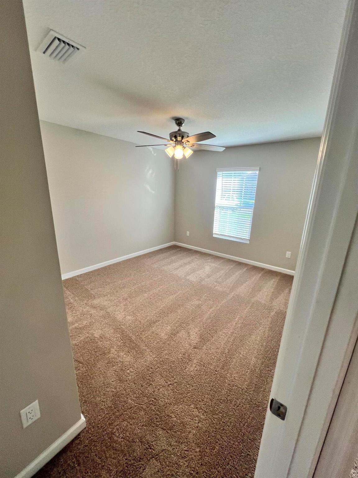 PORT ST LUCIE- SECTION 44 - Residential Lease