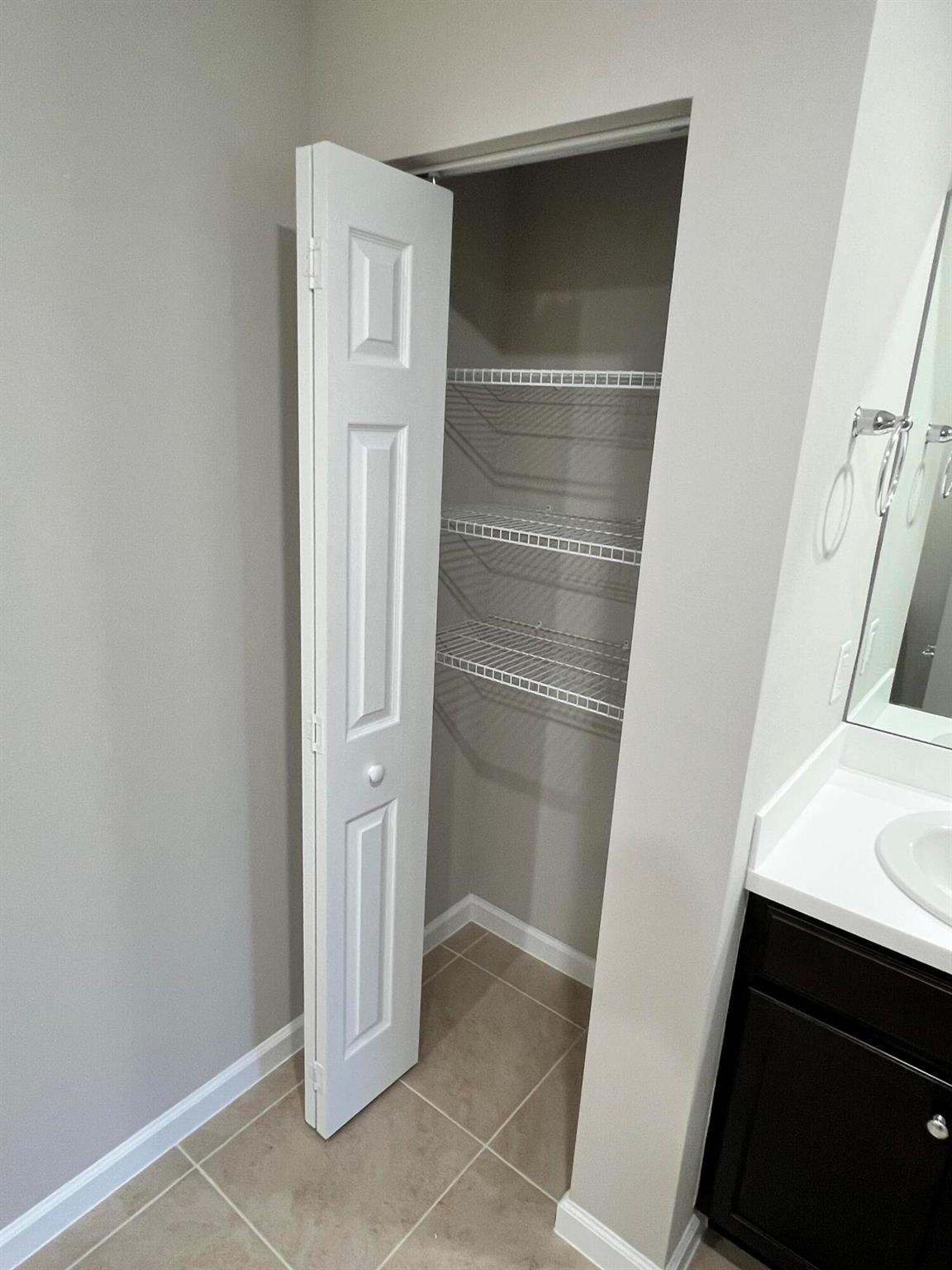 PORT ST LUCIE- SECTION 44 - Residential Lease