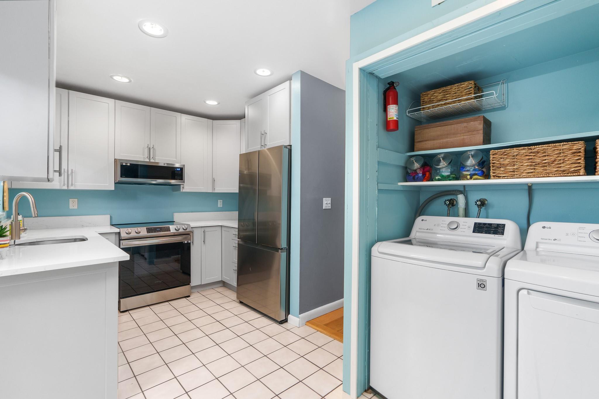 Manor Grove Townhomes - Residential