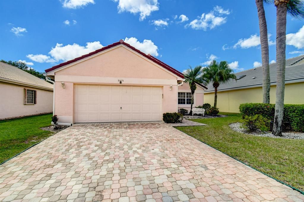 Photo of 7671 Stirling Bridge Boulevard N, Delray Beach, FL 33446 (MLS # R10879510)