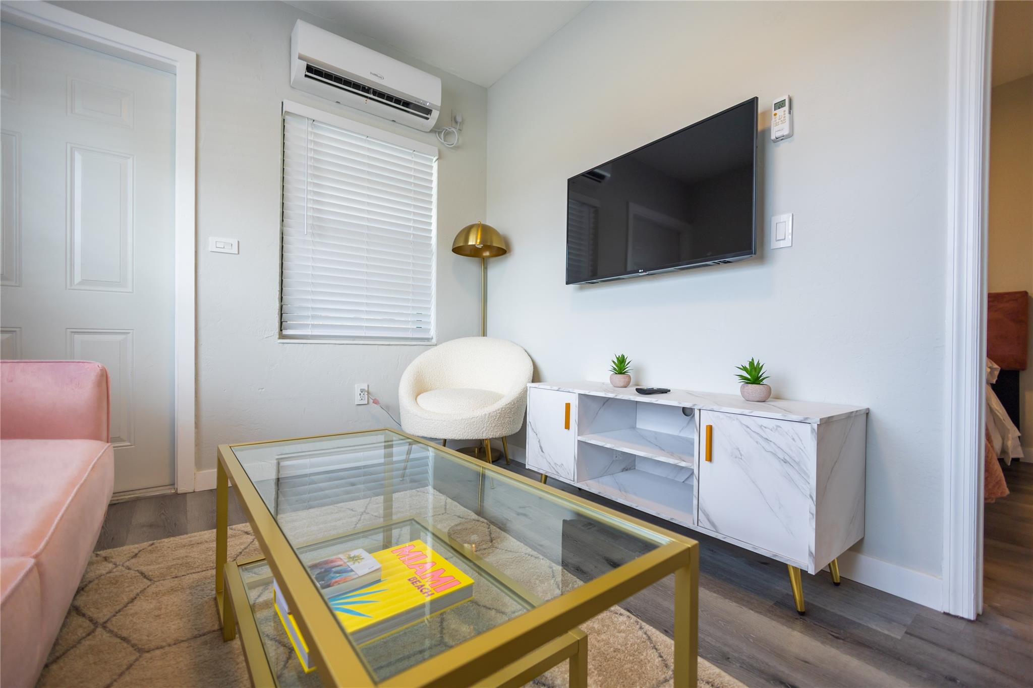 Dupont Add - Residential Lease
