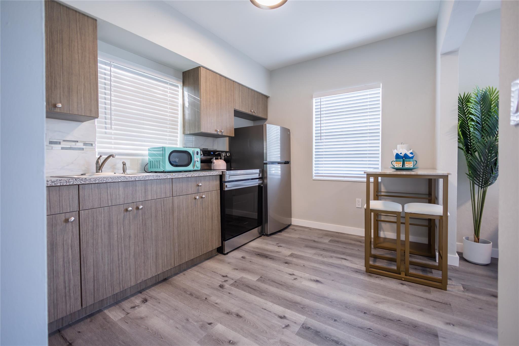 Dupont Add - Residential Lease