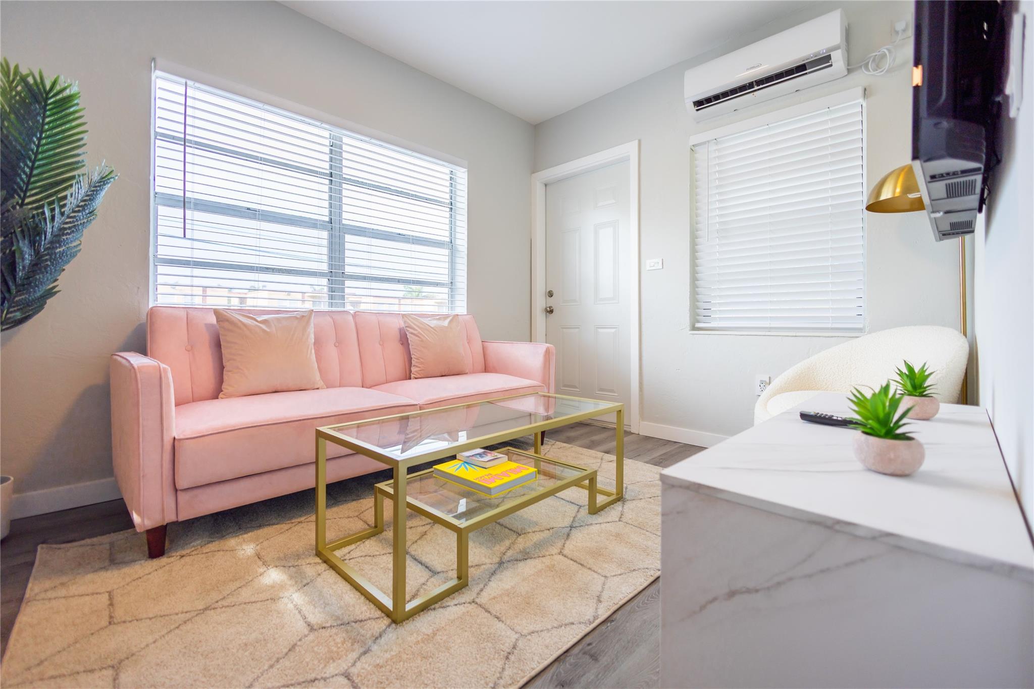 Dupont Add - Residential Lease