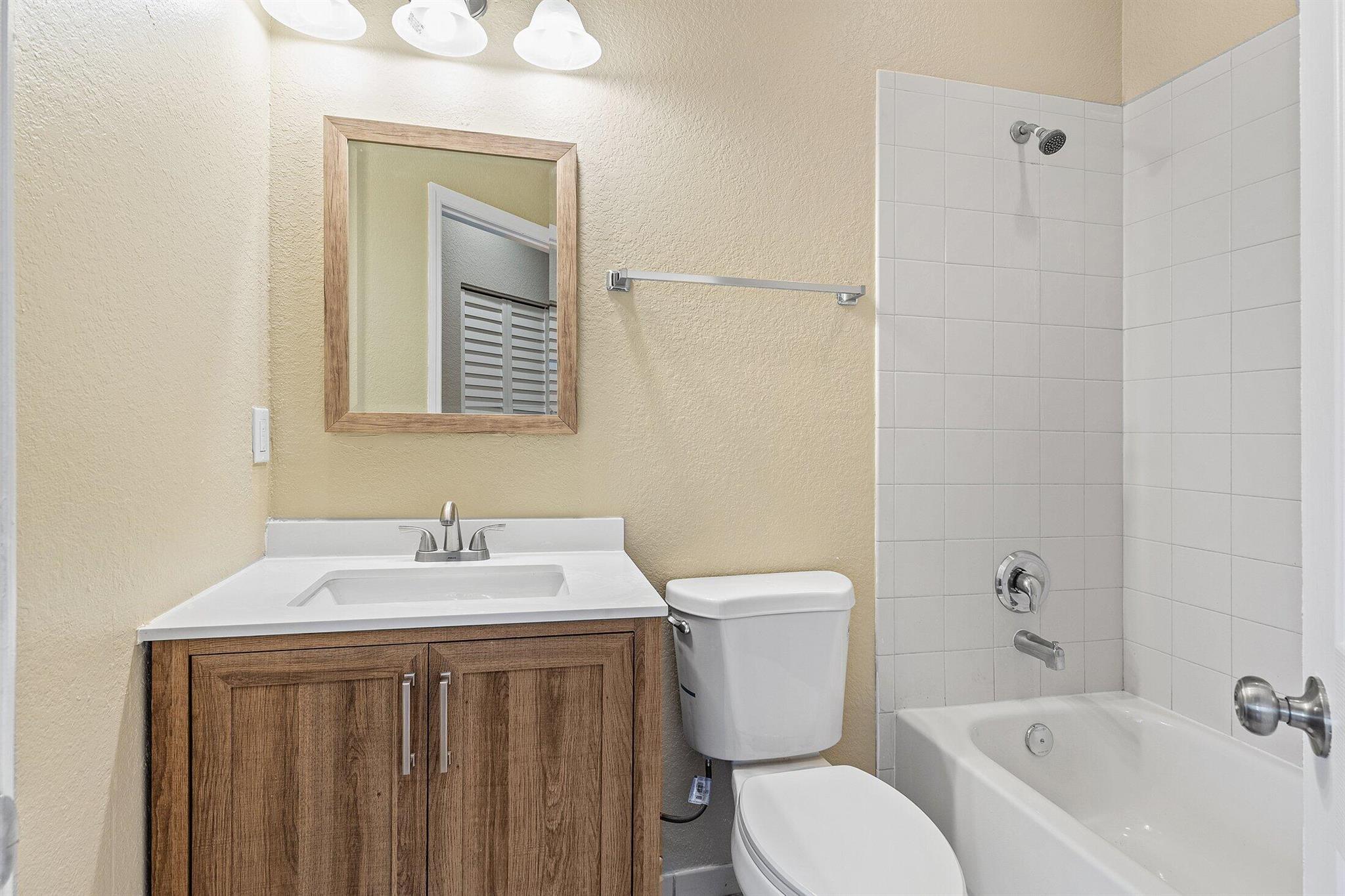 MARSH HARBOUR 52 CONDO - Residential