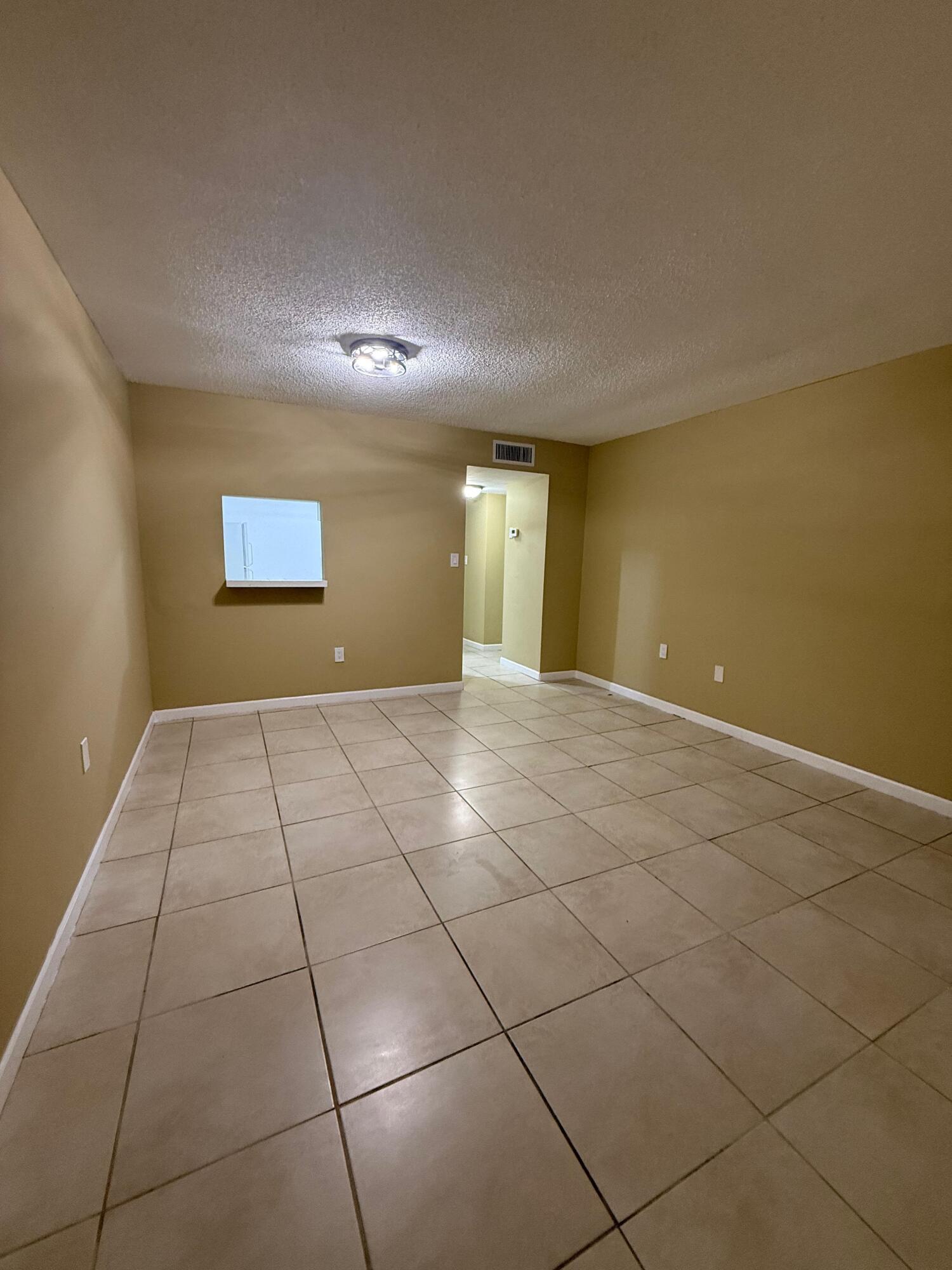 4334 NW 9th Avenue 7-3f