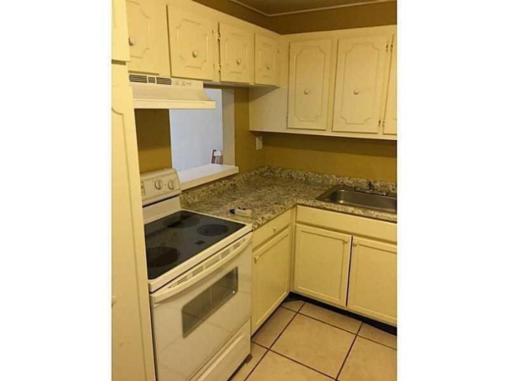 Photo of 4334 NW 9th Avenue #7-3f, Deerfield Beach, FL 33064 (MLS # B26025335)