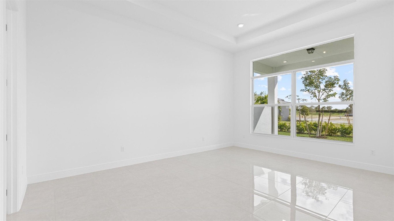 CRESSWIND PALM BEACH - Residential