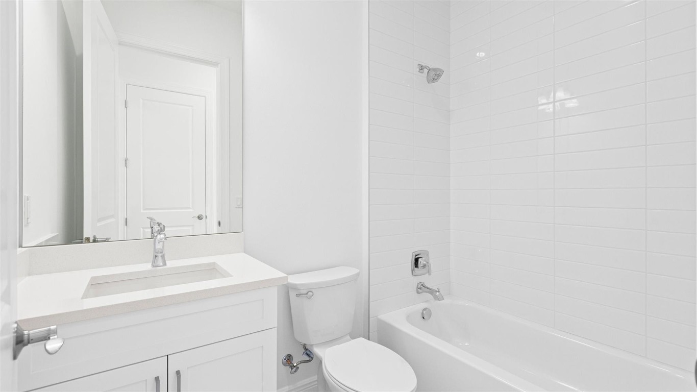 CRESSWIND PALM BEACH - Residential