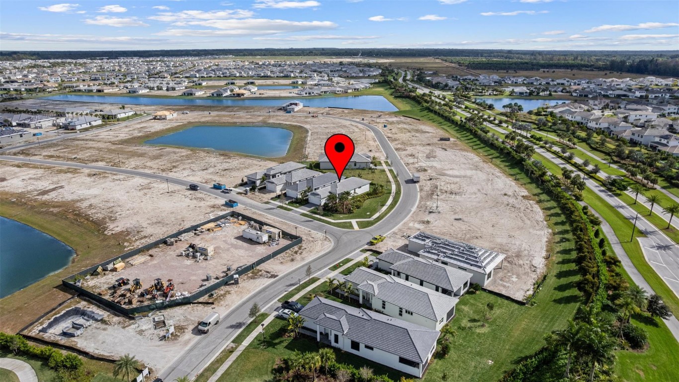 CRESSWIND PALM BEACH - Residential