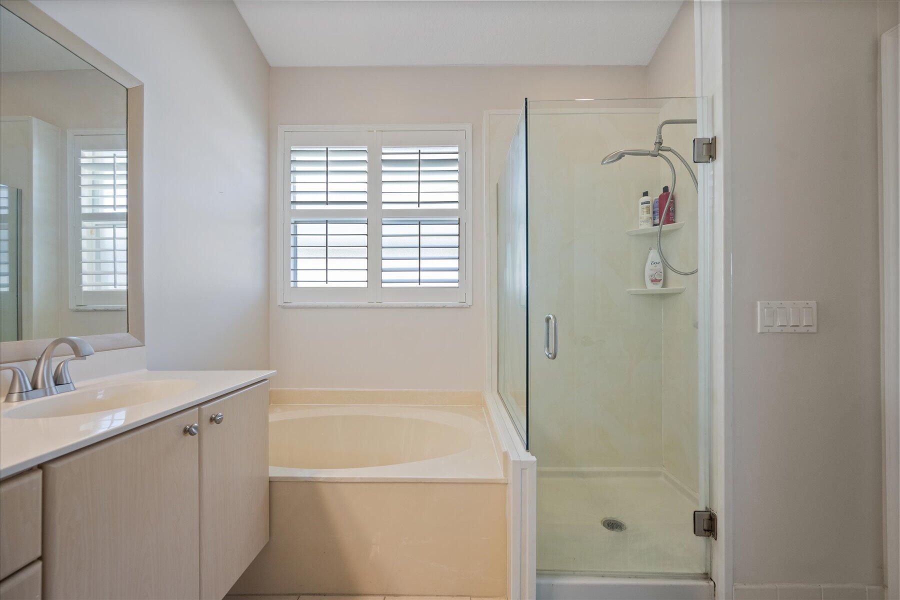 Magnolia Lakes - Residential Lease
