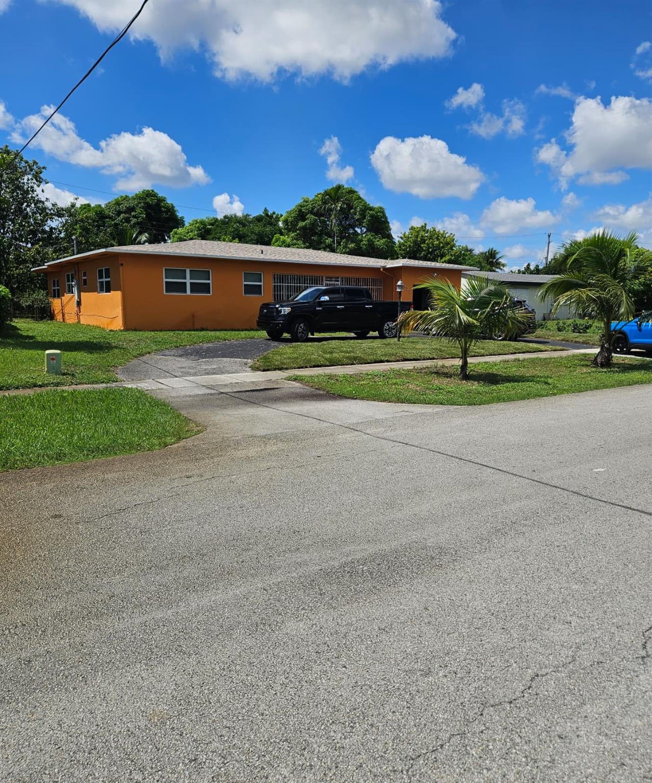 Welcome to this move-in-ready 3-bedroom, 2-bathroom home, featuring a new roof and a new, energy-efficient tankless water heater. Recent updates also include a central AC unit under 6 months old, designed for lower electric bills. The interior offers modern convenience with a dishwasher and included washer & dryer.
Step outside to enjoy a private backyard with fruit trees and sprinkler system. Additional features include a garage with an automatic opener and ceiling fans throughout.
