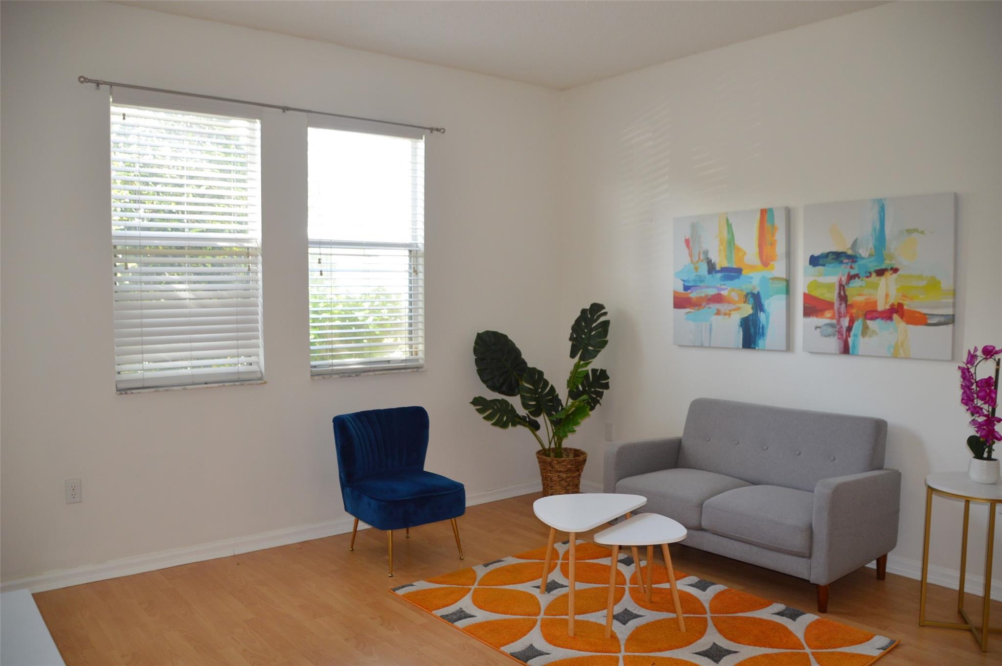 533 NE 3rd Ave 141