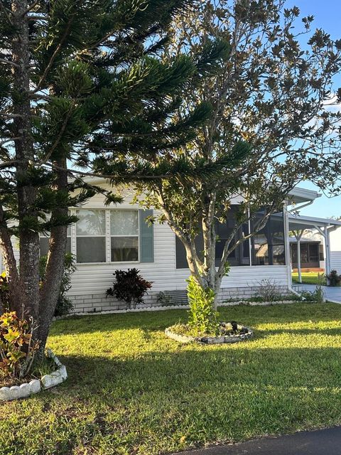 528 Tropical Isles Circle Fort Pierce FL 34982