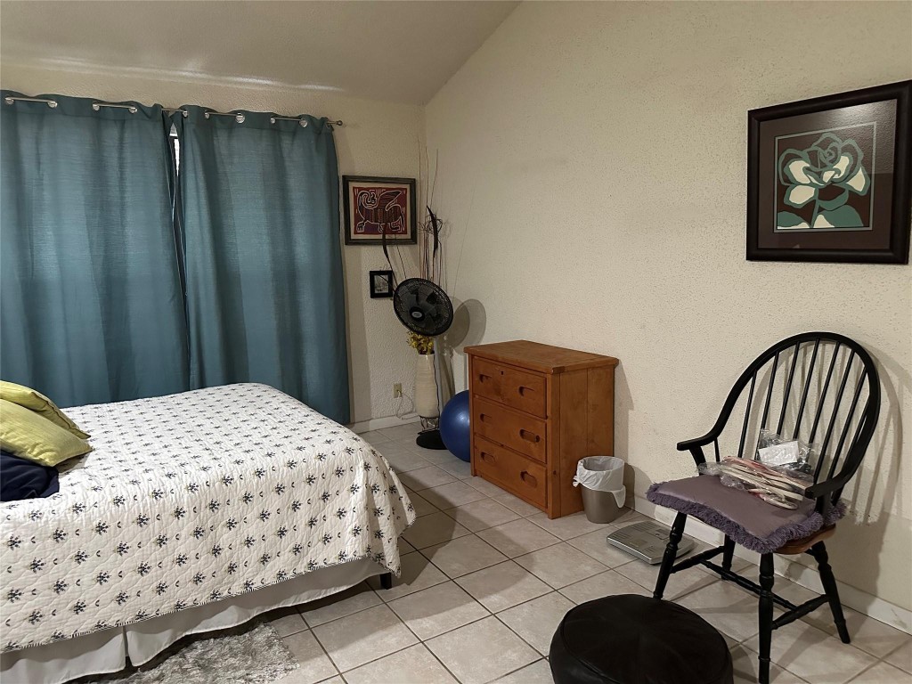 Inverrary Village 94-16 B - Residential