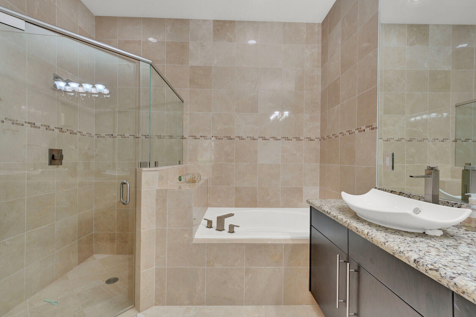 SOUTHAMPTON - Residential