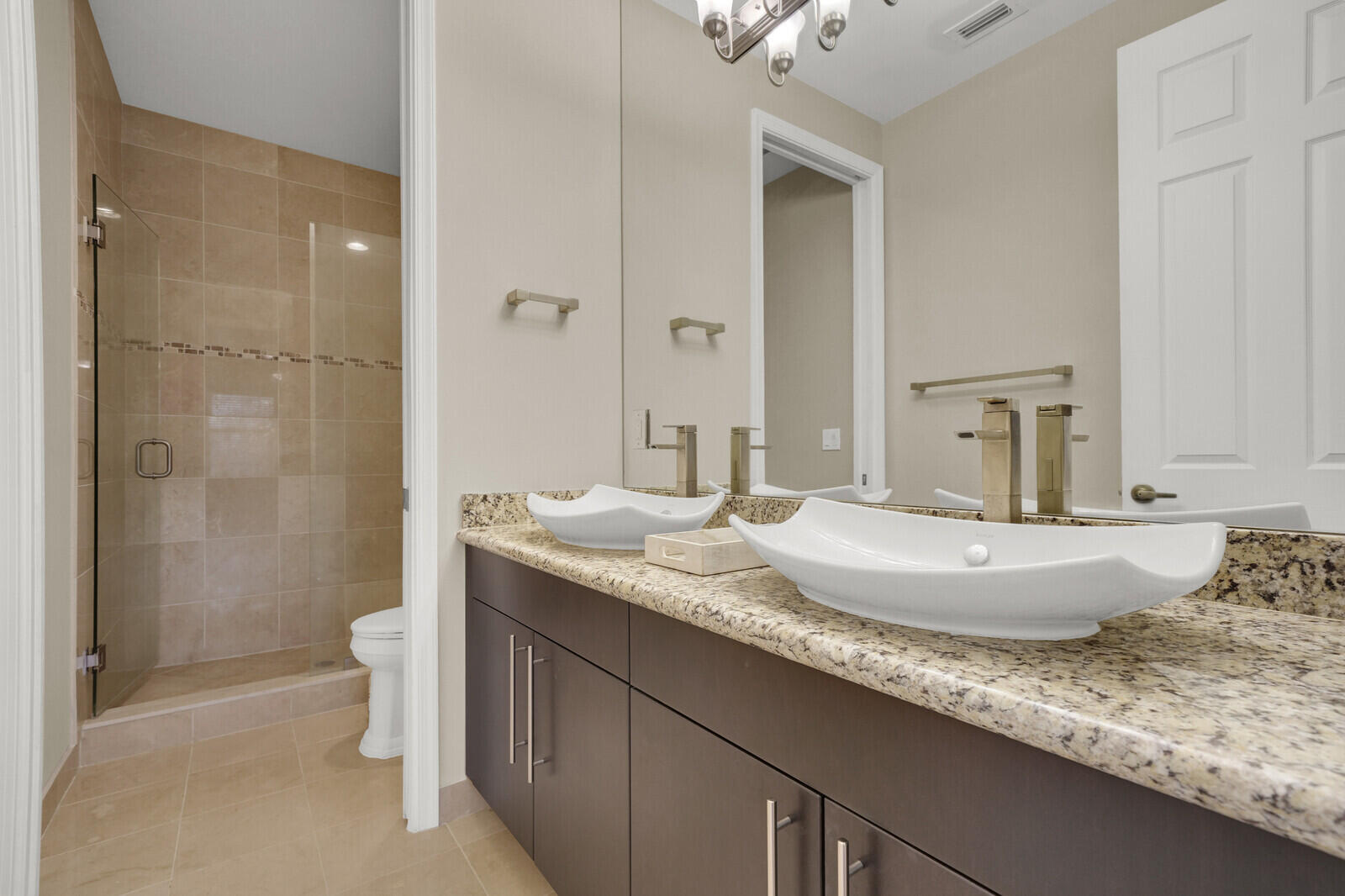 SOUTHAMPTON - Residential