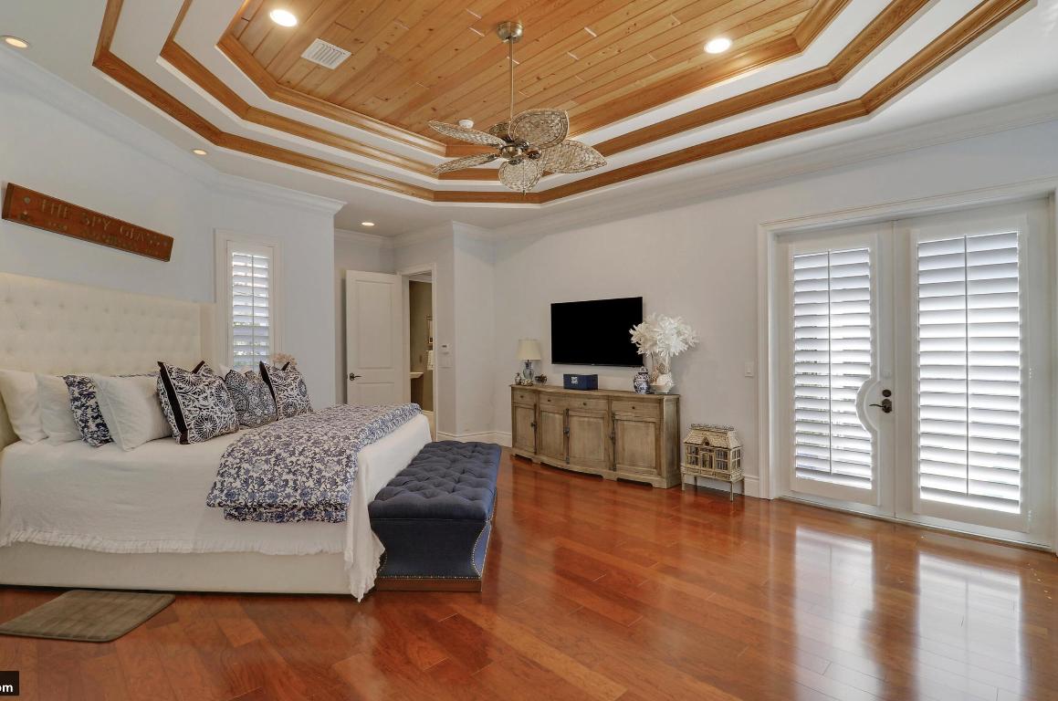 The Waters Edge - Residential