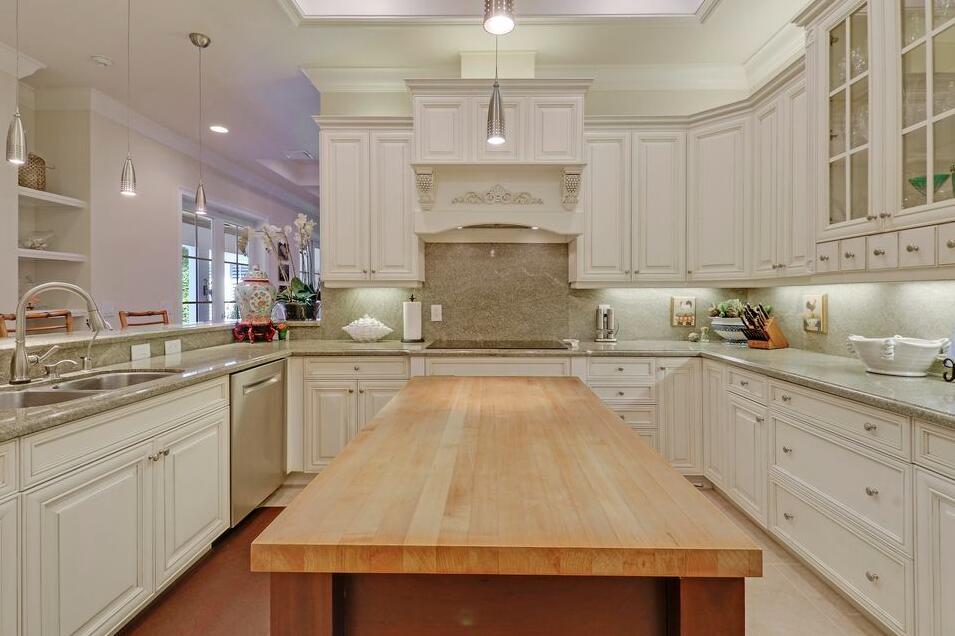 The Waters Edge - Residential