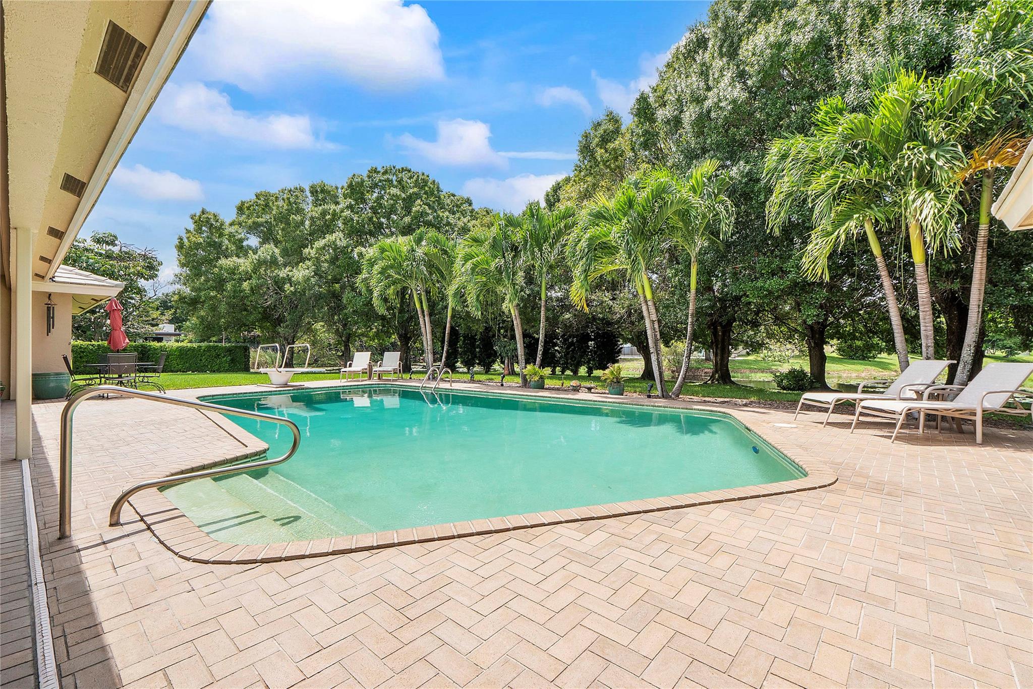 The Clusters - Residential