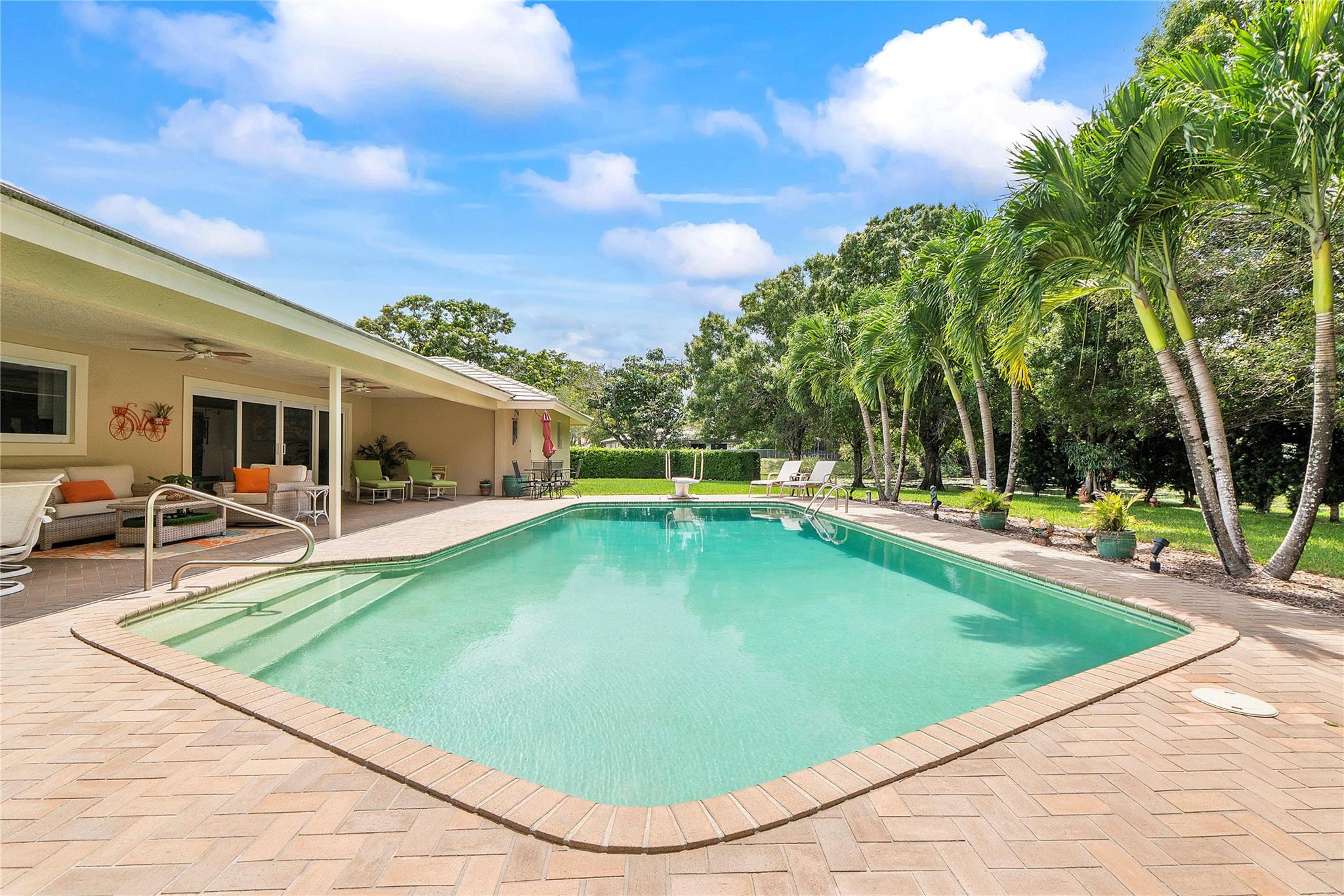 The Clusters - Residential