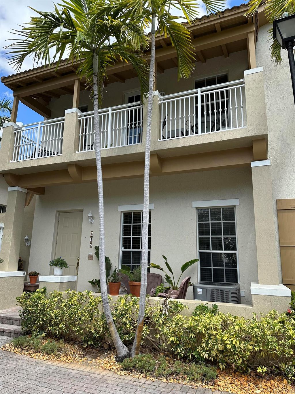 Photo of 617 NW 25th Avenue, Boynton Beach, FL 33426 (MLS # R11084398)
