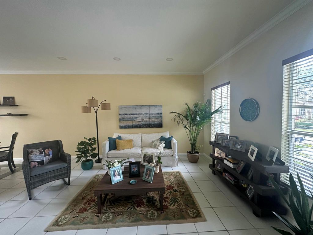 Photo of 617 NW 25th Avenue, Boynton Beach, FL 33426 (MLS # R11084398)